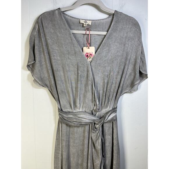 Entro Faux Gray Marble Wrap Dress Short Flutter Sleeve Size Medium New - Picture 6 of 12